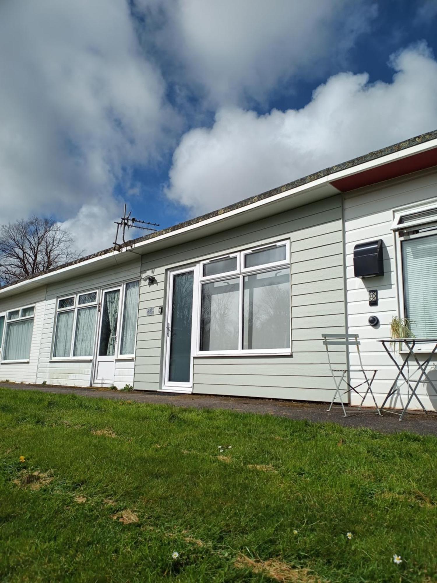 Sandy Toes 435 Norton Park Dartmouth Exterior foto